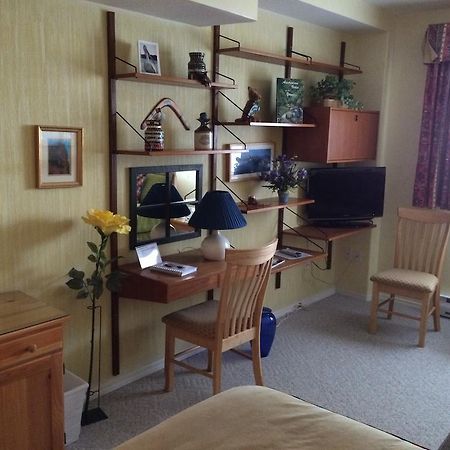 Cedar Heights B&Bクランブルック エクステリア 写真